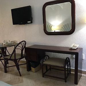 Senior Suite